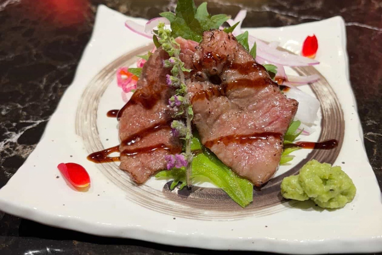 Osaka: Guided Local Food Tour with a Ninja Guide ( Spy )