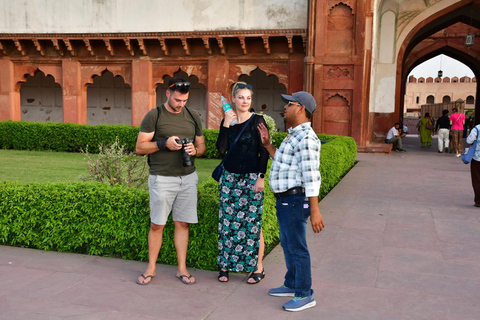 From Mumbai: 4-Day Golden Triangle Tour with Flights Tour Price without Hotels