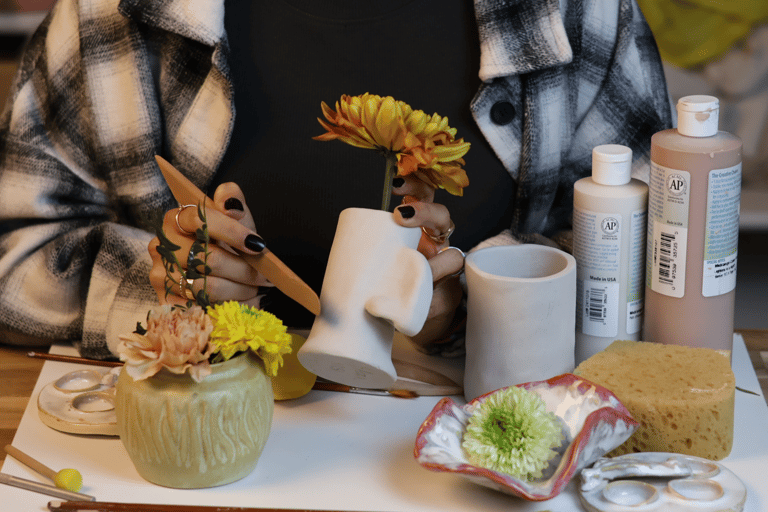 Barcelona: Pottery Workshop with Wine