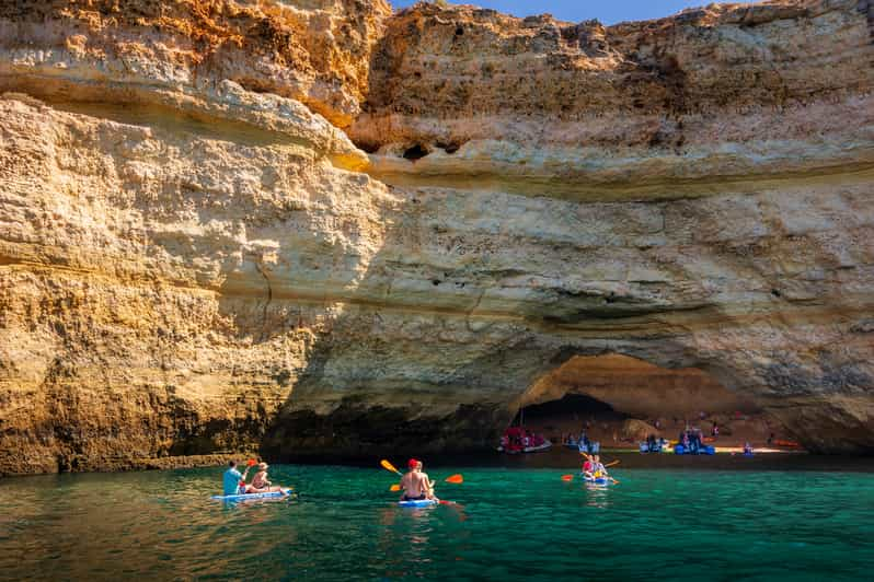 Benagil: Tour de bodyboard guiado por la cueva del mar