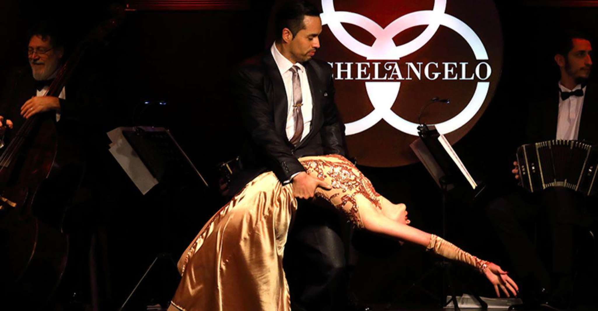 Tango Show op, MichelAngelo - Hizvo