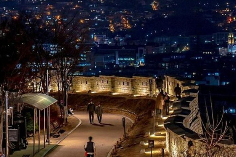 Seul: Wycieczka nocna z kawą i wizytą na targu