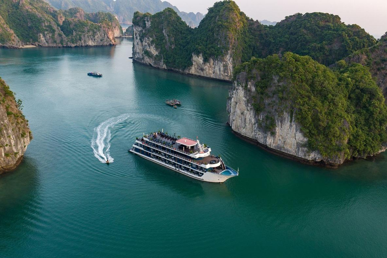 Vanuit Hanoi: Bezoek Halong Bay in 3 dagen met een 5-sterren cruiseGroepsreis