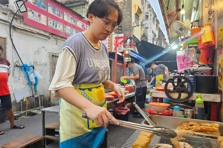 Melaka Meals Food Tour with 15+ Tastings