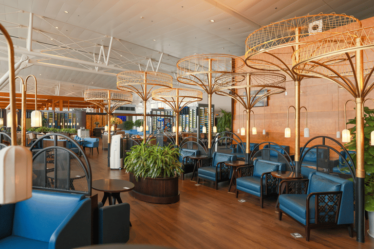 Hanoi: Międzynarodowe lotnisko Noi Bai Dostęp do saloniku SH Premium LoungeOdloty międzynarodowe T2: Salonik SH Premium Lounge Ha Noi