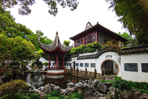 One-Day Private Tour to Zhujiajiao Water Town From Shanghai