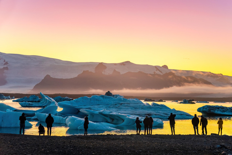 From Reykjavík: Diamond Beach, Glacier Lagoon & Boat Tour Free pick up from Bus Stop #12 with BOAT ride