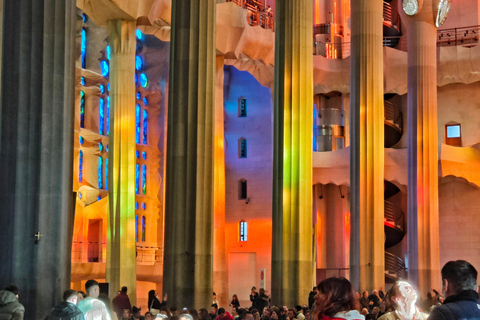 Visite privée de la Sagrada Familia avec billet d'entrée en anglais