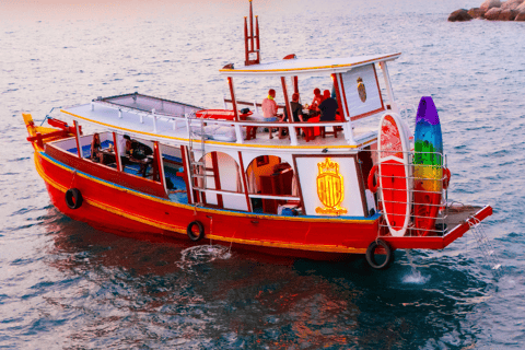 Ko Tao: Vintage Boat-Small Group Snorkeling Day Trip w/Meals
