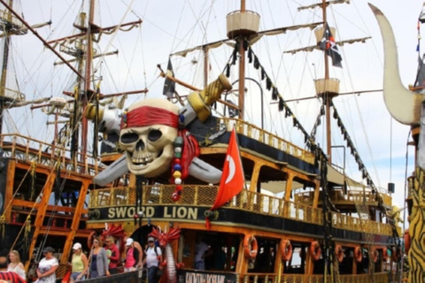 Alanya: Pirate Cruise with Shows, Lunch & Swim Stops