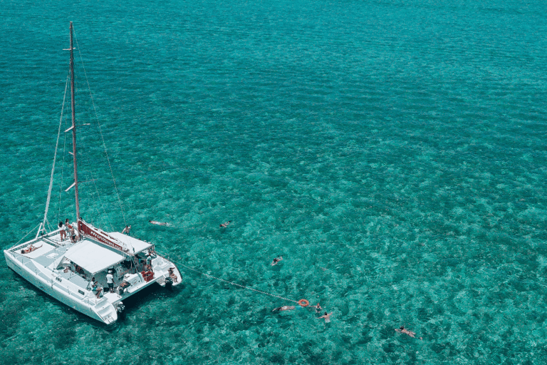 Maurice : Visite privée en catamaran de l&#039;île aux Cerfs