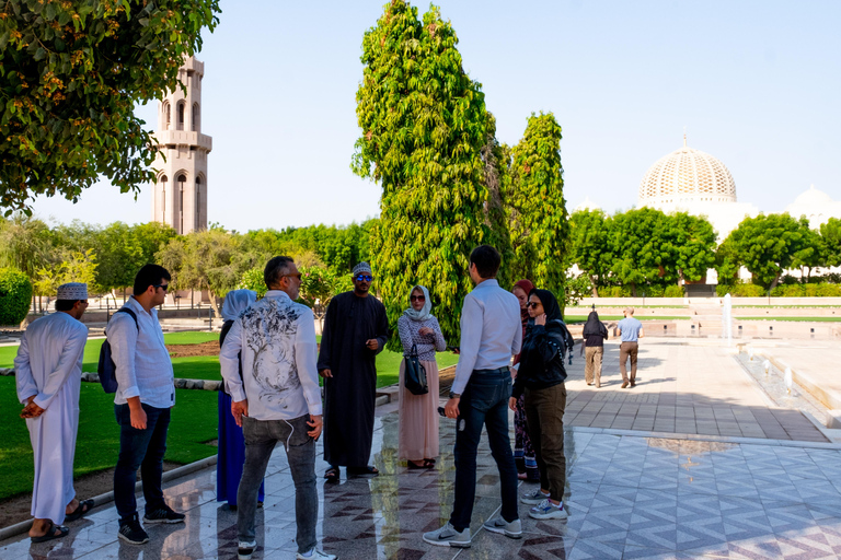 Muscat: Full-Day City Tour with Grand Mosque & Souq Visit (Private) Muscat: FullDay Tour with Grand Mosque& Souq Visit