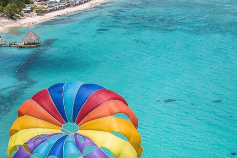 Parasailingowa przygoda nad plażami Punta Cana