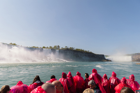 Niagara Falls: Boat Ride and Journey Behind the Falls Tour