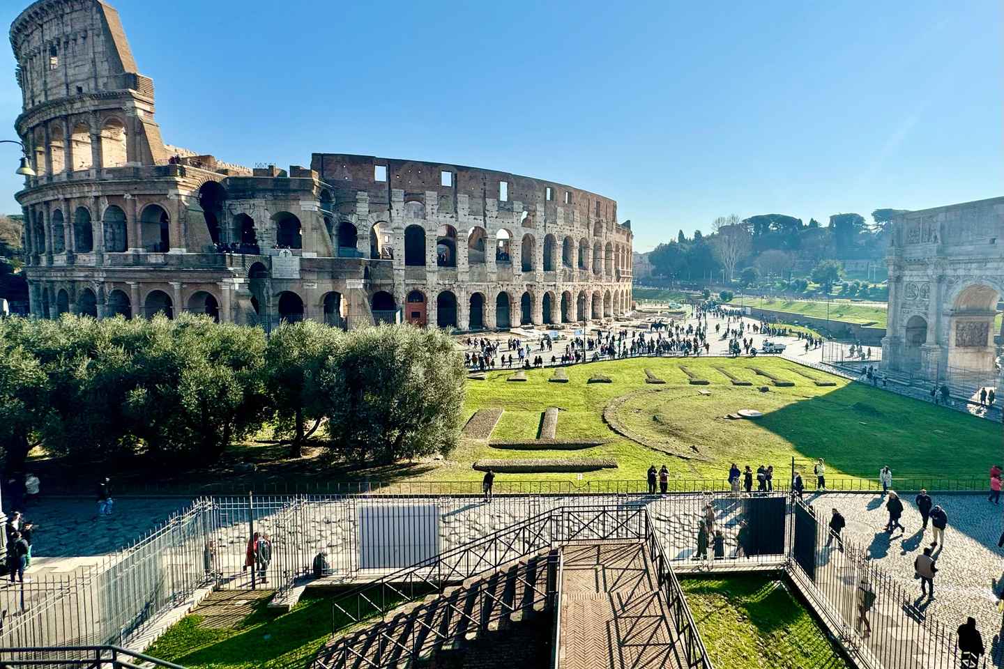 Rome: Official Colosseum, Roman Forum and Palatine Hill Tour