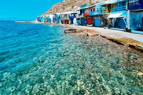 Tour de Milos pelo Instagram
