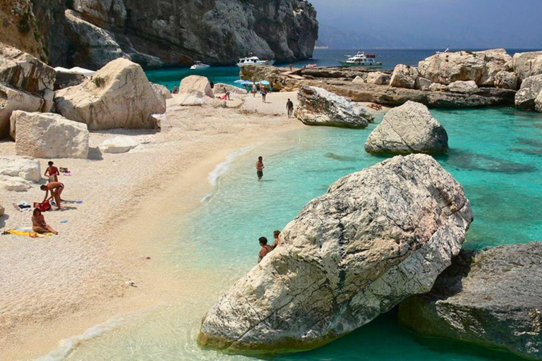 Cala Gonone: Gulf of Orosei Catamaran Cruise with Aperitif