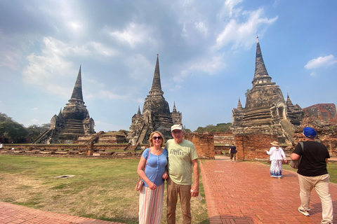 Ayutthaya: Private Tuk-Tuk & Boat Multicultural Discovery Essensial: Temples & Tuk Tuk
