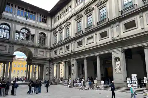 Firenze: Tour per piccoli gruppi guidato della Galleria degli Uffizi