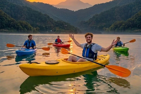 Pokhara: Fewa Lake Kayaking Experience with transfer