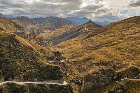 Queenstown: Tour de 1 dia com tudo incluído, guiado por um motociclista