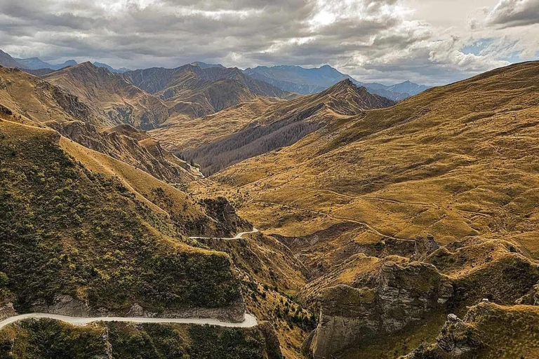 Queenstown: Tour de 1 dia com tudo incluído, guiado por um motociclista