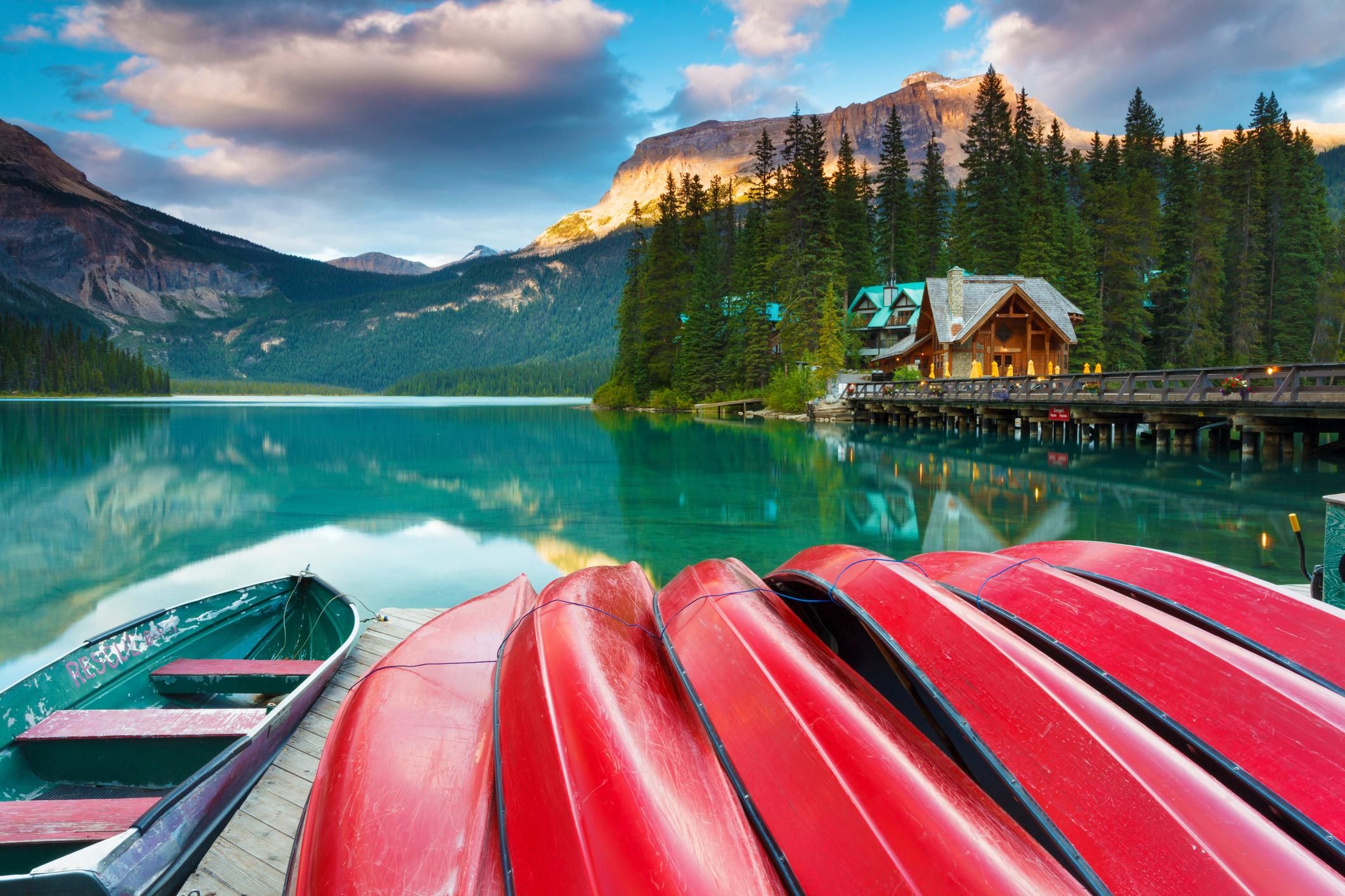 Lake Louise, Emerald Lake, Moraine Lake / Minnewanka Lake & Johnston Canyon