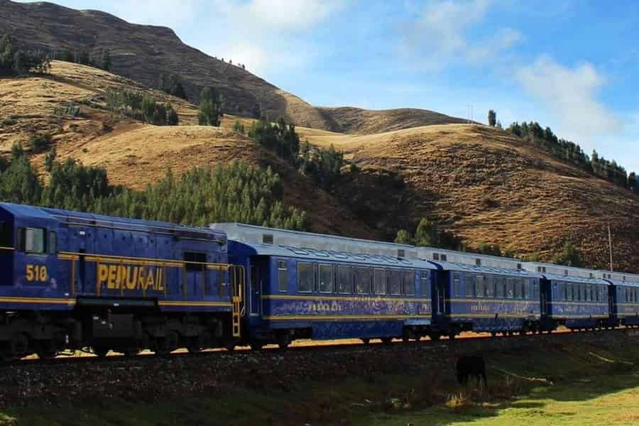 Mit dem Zug nach Machu Picchu. Foto: GetYourGuide
