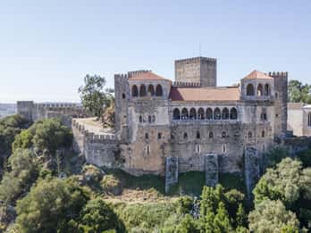 Desde Lisboa: Tour Privado de un Día por los Castillos Medievales