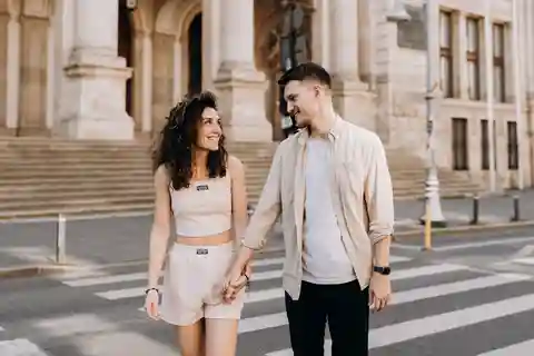 Bukarest: Essentiel fotosession i de charmerende gader