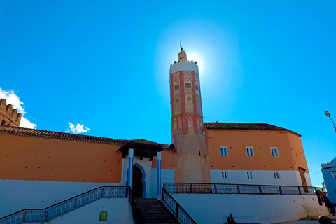 From Fez: Chefchaouen Day Trip with Driver with Group Of 8