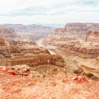 Fra Las Vegas: Grand Canyon-bustur og valgfri Skywalk-billet