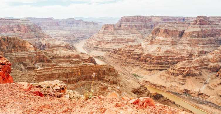 Las Vegas: visita al Grand Canyon West, dinar i Skywalk opcional