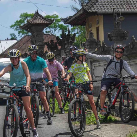 Ubud: Downhill Cycling Volcano, Jungle and Rice Terrace