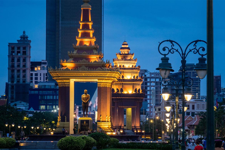 Phnom Penh: Walking Tour, Food Tour & Sunset Cruise