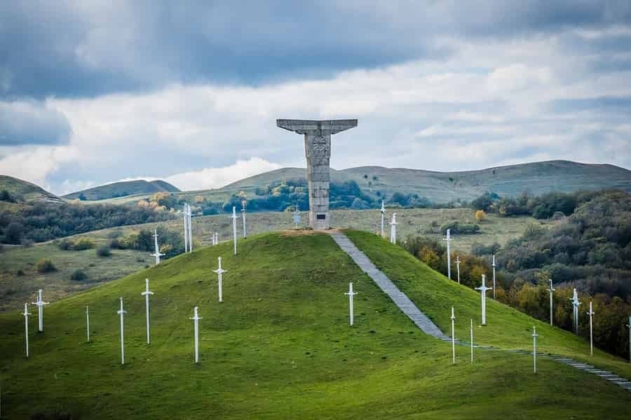 Ab Tiflis: Private Tour zum Didgori-Denkmal. Foto: GetYourGuide