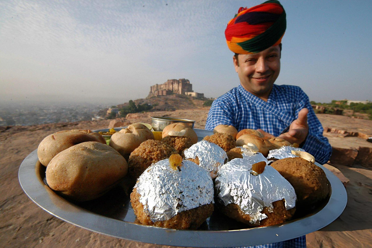 Royal Rajasthani Thali & Family Cooking Class in Udaipur