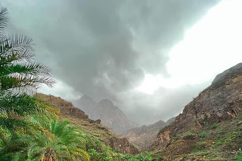 Wadi Sahtan - &quot;Mandoos - The Chest of Oman&quot; - 8 godzin