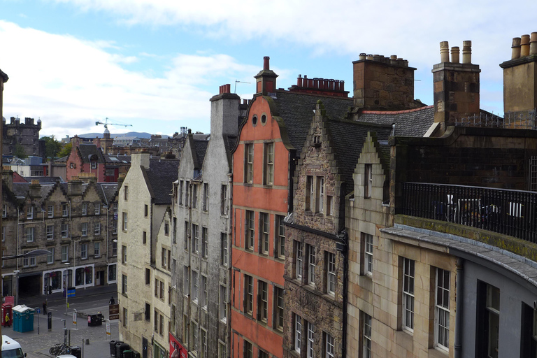 Edinburgh: History Lovers Old Town Walking Tour
