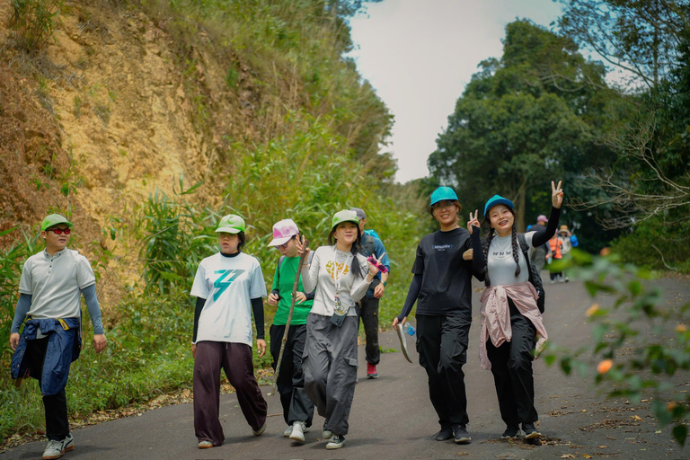 Da Lat: Langbiang Mountain Guided Trek with Lunch & Pickup