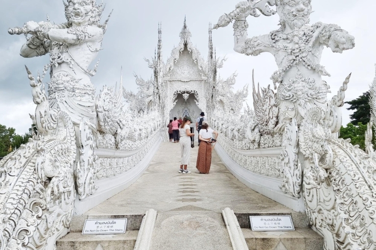De Chiang Mai : Les temples emblématiques de Chiang Rai et la Maison Noire