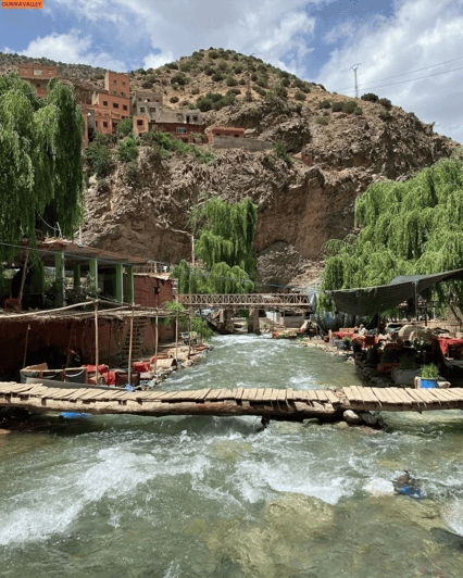 Au départ de Marrakech : excursion d'une journée dans la vallée de l'Ourika et les montagnes de l'Atlas - trekking
