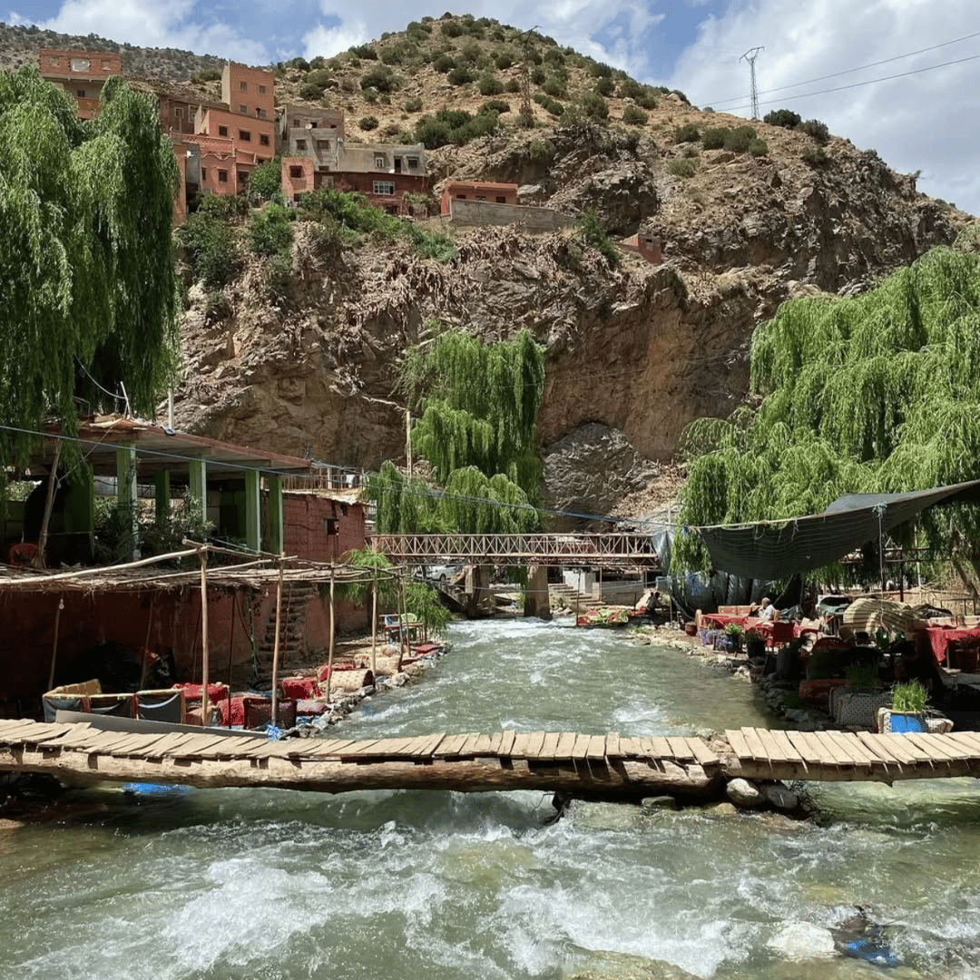 Au départ de Marrakech : excursion d'une journée dans la vallée de l'Ourika et les montagnes de l'Atlas - trekking