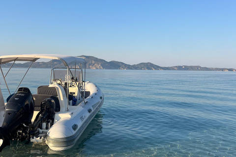 Bespoke private cruise with skipper around ZakynhtosBespoke sunset cruise from Zakynhtos port