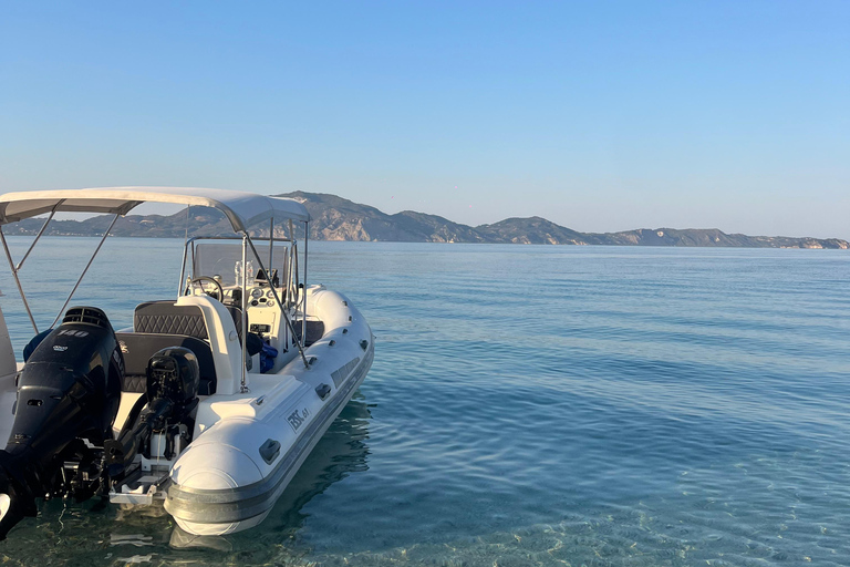 Bespoke private cruise with skipper around ZakynhtosBespoke sunset cruise from Zakynhtos port