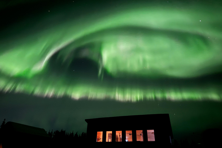 Fairbanks Aurora Camp: Mountaintop 360° Alaskan Cabin