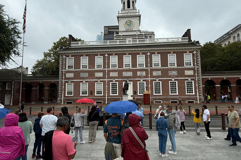 From NY: Lancaster Pennsylvania and Philadelphia day Tour English Tour