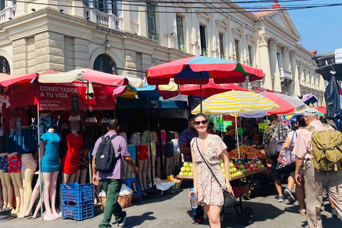 San Salvador: Street Food Tour and Historic Center Visit
