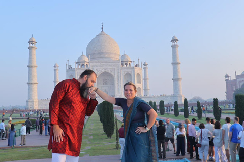 From Delhi Taj Mahal & full Day Agra Tour with 5 star lunch Ac Private Car + Tour Guide.