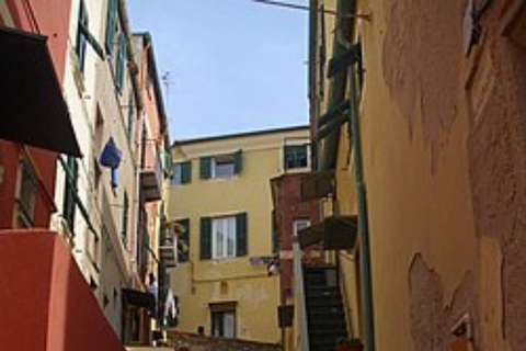 Genoa: Progressive Dinner with E-Book & Walking Tour